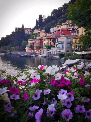 🌿✨ “Lake Como’s Hidden Gem: A Day in Varenna” 🇮🇹