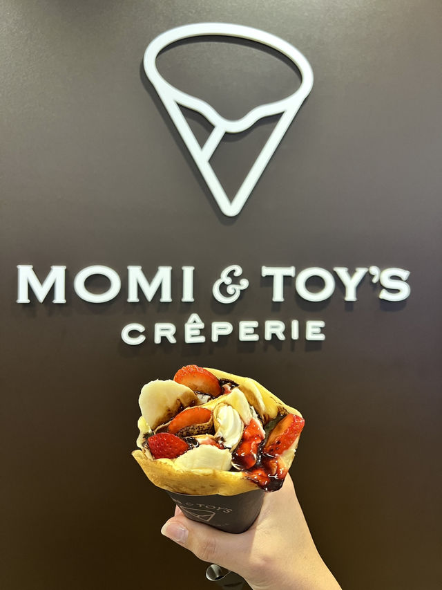 呢間以入口即溶可麗餅而聞名嘅甜品店 melt-in-your mouth crepes 大家一定要嚟試吓