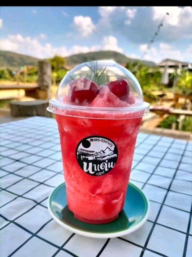 นาเด่นคาเฟ่ จังหวัดน่าน