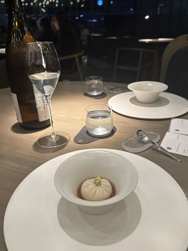 A Culinary Experience at Mosu in Hong Kong 🇭🇰  A Culinary Experience at Mosu in Hong Kong 🇭🇰
