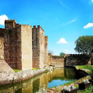 역사가 지키는 곳: 스메데레보 요새로 떠난 나의 혼자 여행