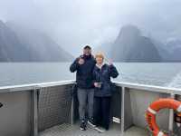 紐西蘭旅遊景點—世界盡頭的奇蹟 — 米佛峽灣 Milford Sound 🌊⛰️🌧️
