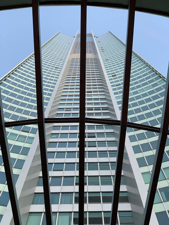 SkyPoint 觀景台：高空視野下的黃金海岸 ✨