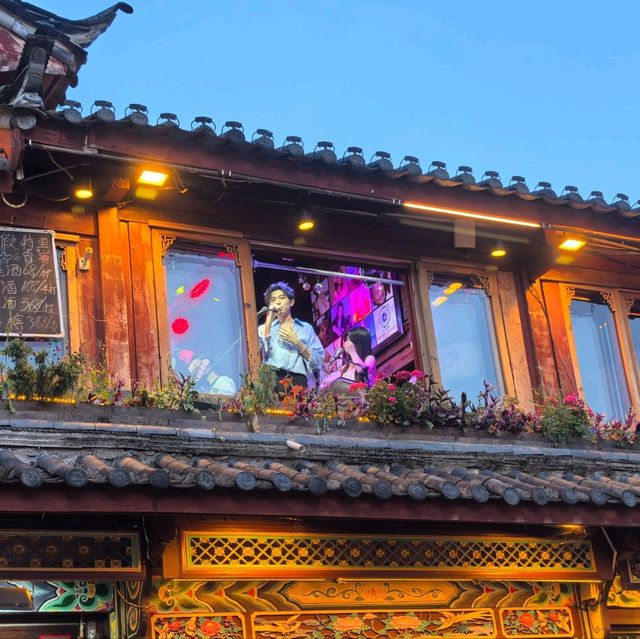 漫步麗江古城，感受納西族文化