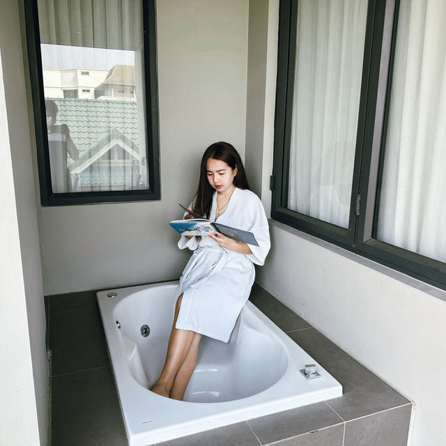 ที่พักพัทยา Seaphere Pattaya Hotel by Elite Suites