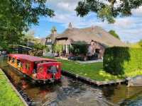 A Day Trip from Amsterdam to Giethoorn