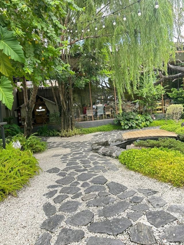 ฤดูกาล Cafe & Restaurant