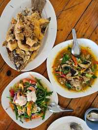 ร้านอาหารกษิรัตน์ | แก่งกระจาน จ.เพชรบุรี