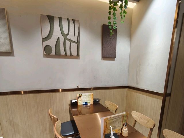 【雞爺海南雞】系吃海南鷄之專門店,響遍全城！