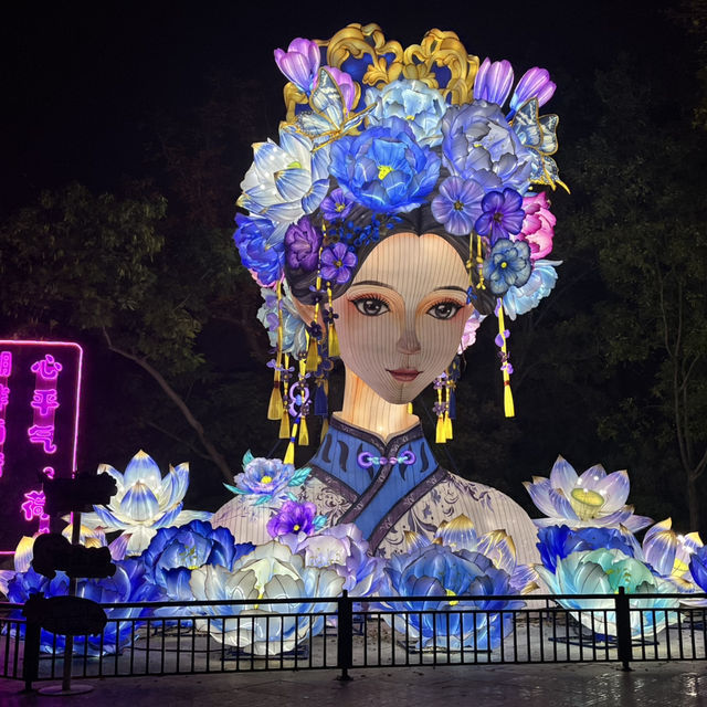 **🌙 Daming Lake Night Walk — The Most Romantic Way to End a Jinan Day 💕**