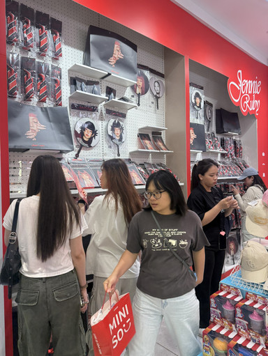 MINISO x Jennie “Ruby Collection” in Guangzhou. | Trip.com Guangzhou