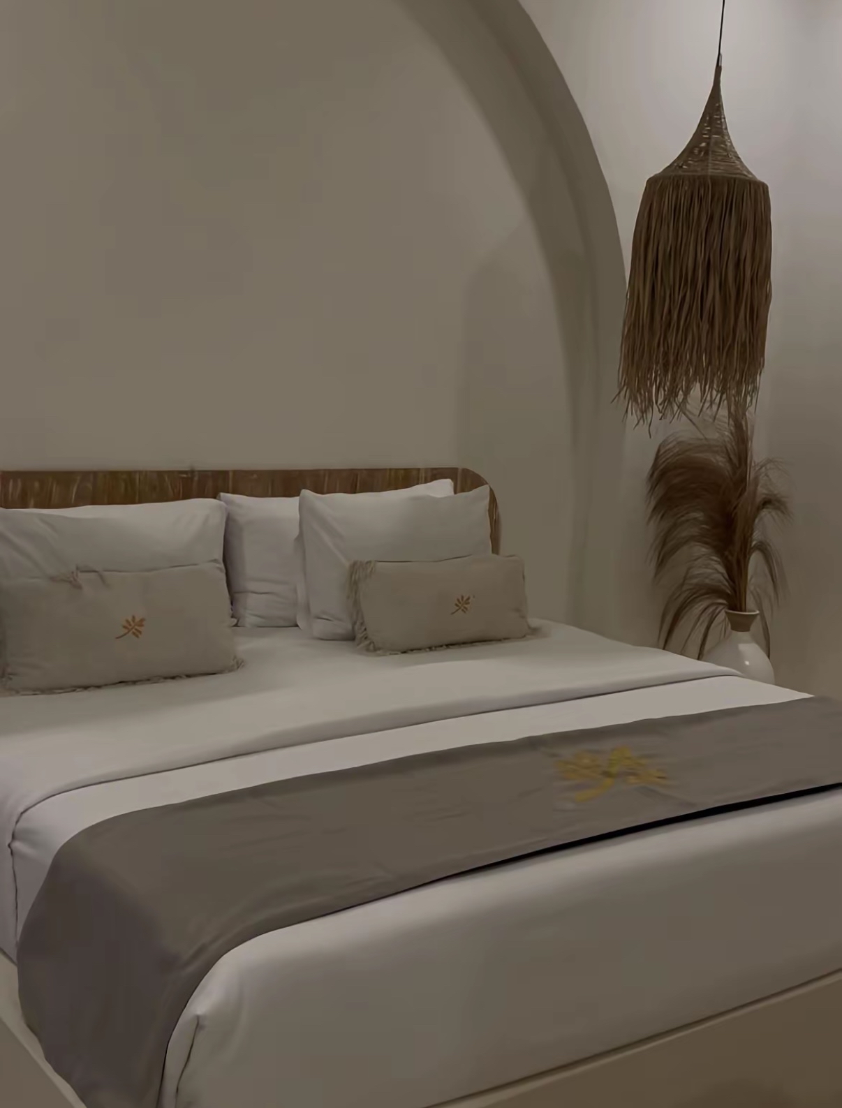 🏝️🤍 Bali Accommodation Review — Armonia Bali Legian Villas
A private villa with a pool, offering a quiet vibe while keeping Legian and Seminyak easily accessible!
If you're looking for a place in Bali with your very own private pool—spacious, beautiful, clean, and totally secluded—I highly recommend Armonia Bali Legian Villas! 🌴✨
📍 Location: Legian
The villa is situated on Jl. Pandawa in the Legian area, which is relatively peaceful but not too far from the tourist spots. Legian Beach is about 1.7 km away, and Ngurah Rai Airport is around 6 km.
The advantage is getting more peace than the bustling areas, but whenever you want to head to Legian, Kuta, or Seminyak, grabbing a Gojek or Grab is super easy.
🏡 Highlight: Private Pool!
This is a private pool villa with an absolutely amazing atmosphere!
The room opens right up to the pool area, so you can sit, lounge, or jump straight into the water right from your front door. 🏊🏻♀️
The One-Bedroom Villa is incredibly spacious at around 120 sq.m., which is huge compared to standard accommodations. It comes with a private pool, a garden view, a terrace, and a private kitchenette.
🛏️ Spacious & Comfortable Rooms
Decorated in a Modern Balinese style, the room radiates warmth with its wooden accents and natural materials, making it feel more like staying in a private villa than a typical hotel.
Inside, you'll find a massive bed, a living area, a dining table, a fridge, and a kitchenette.
If you're traveling with large suitcases, there’s plenty of room to lay them out without feeling cramped in the room! 🧳
🚿 Great Bathrooms Too
The private en-suite bathroom is quite large and well-proportioned for use.
It features a rain shower with basic amenities, and parts of the villa blend seamlessly with the outdoors, giving you more of that authentic Balinese vacation feel. 🌿
✨ Super Clean
🌴 Quiet & Private Vibe
If you're not a fan of crowded hotels, you'll probably love it here.
Despite being in Legian, the villa is quite peaceful—perfect for unwinding after a long day of exploring.
It's basically the vibe of "go all out traveling, then come back, close the door, and relax in your own villa." 🥹
🚗 Getting Around
Just a heads-up: it's not located right next to the shopping districts or the beach where you can just walk out and be there.
However, you can easily use Gojek, Grab, or a taxi to get to the main zones. According to many guest reviews, it takes about 5 to 15 minutes to reach the Legian/Seminyak area, depending on the destination and traffic conditions.
Therefore, this place is suitable for those who don't mind a little extra travel time in exchange for a spacious room and a private pool.
💆🏻♀️ Massage Services Available
For ultimate relaxation, the property also offers massage services, including back, neck, and foot massages!
If you're dreaming of a private villa in Bali with a pool, a large room, and a peaceful atmosphere, but still within the Legian zone—Armonia Bali Legian Villas is highly worth pinning! 🌴🏊🏻♀️🤍