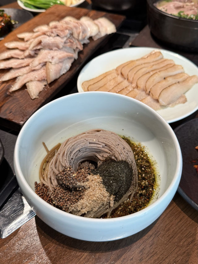 Why Is Everyone Talking About This Busan Pork Soup? š