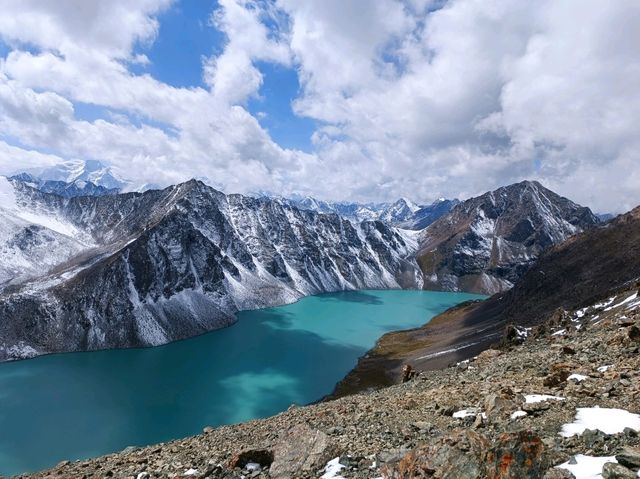 絶景アラコル湖
