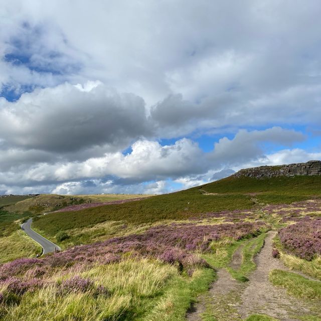 Nature's Citadel: A Tranquil Day at Owler Tor