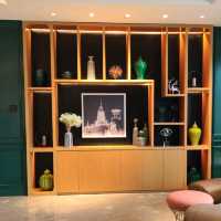 Bund Bliss: Challenges & Comfort at Mercure