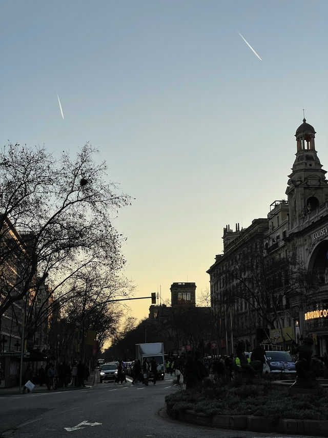 🇪🇸 Barcelona 3-Day Itinerary (Must Visit Gaudi Maaterpieces!)