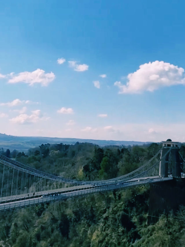 🌸 Bristol in Spring – A Blooming Beautiful City Escape! 🌸