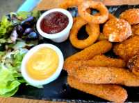 Le Cers: Sun, Sea & Seriously Great Flavours on Plage des Chalets