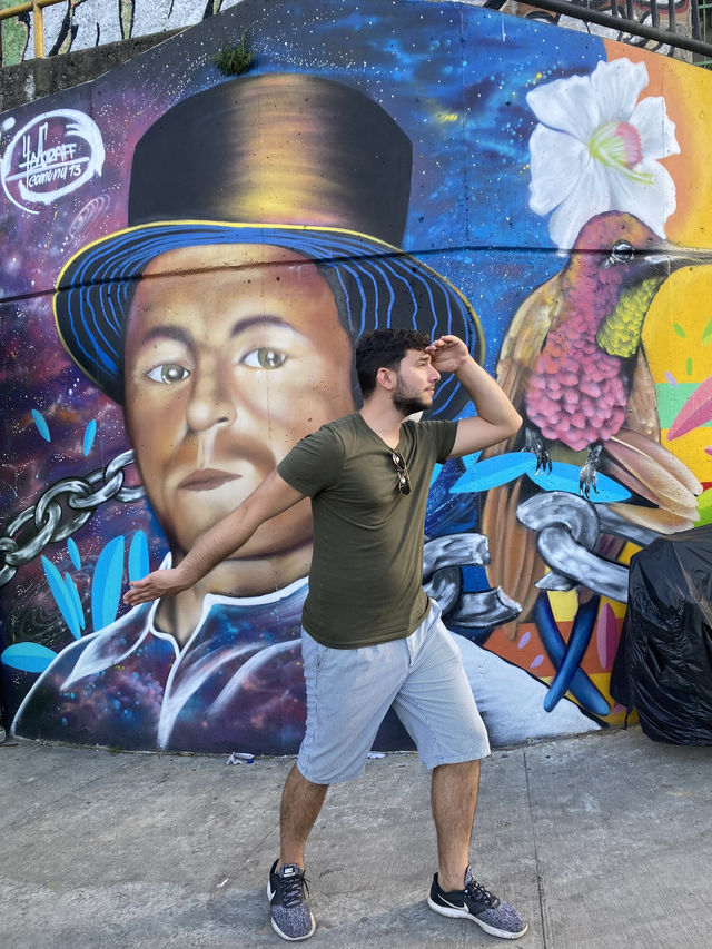 Explore Medellín’s Vibrant Urban Heart: Comuna 13 
