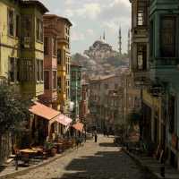 City Pulse Meets Ancient Wonder: Istanbul’s Iconic Spots ✨🌊🏛️