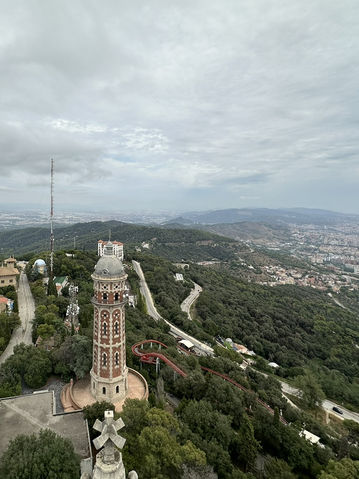 tibidabo church, barcelona ⛪️🌲 tibidabo church, barcelona ⛪️🌲