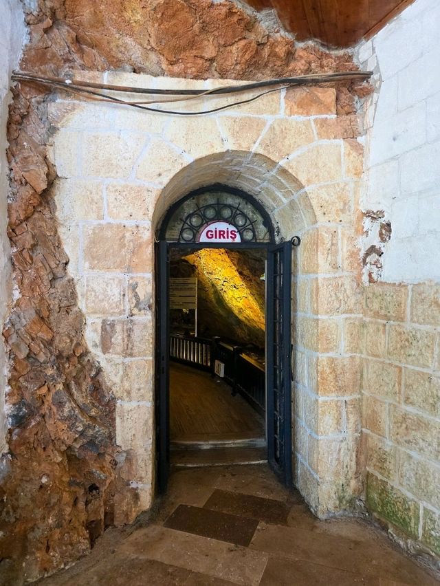 🪨 Damlataş Cave — One of Alanya's Most Famous Natural Attractions