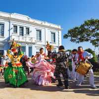 Ready to dance to the rhythm of Colombia🇨🇴?