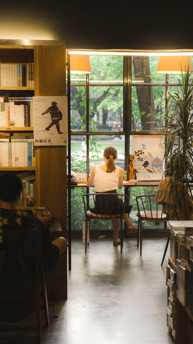 為了這家書店，我特意去了一趟佛山