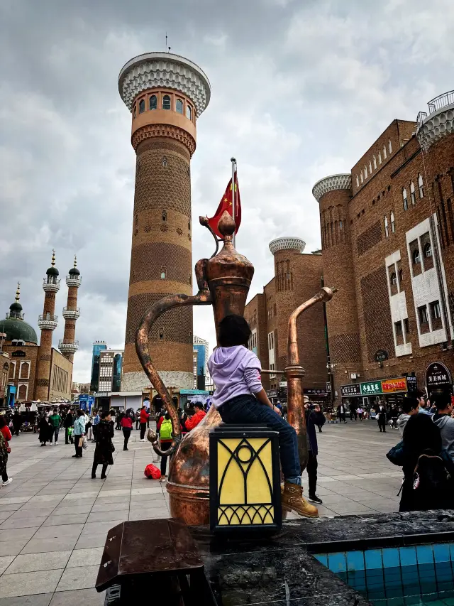 😍Xinjiang Grand Bazaar! Old meets New!