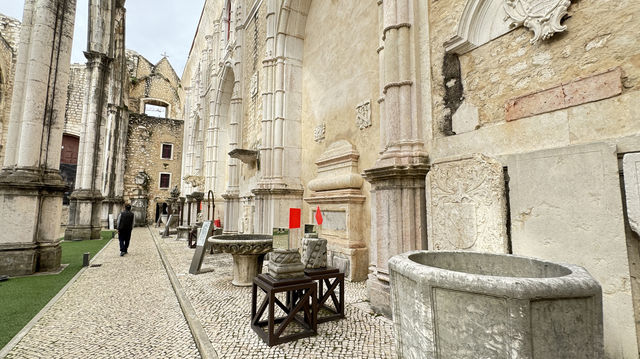 葡萄牙里斯本卡爾莫修道院Convento da Ordem 葡萄牙里斯本卡爾莫修道院Convento da Ordem