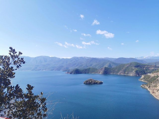 3月的泸沽湖，湖光山色最醉人