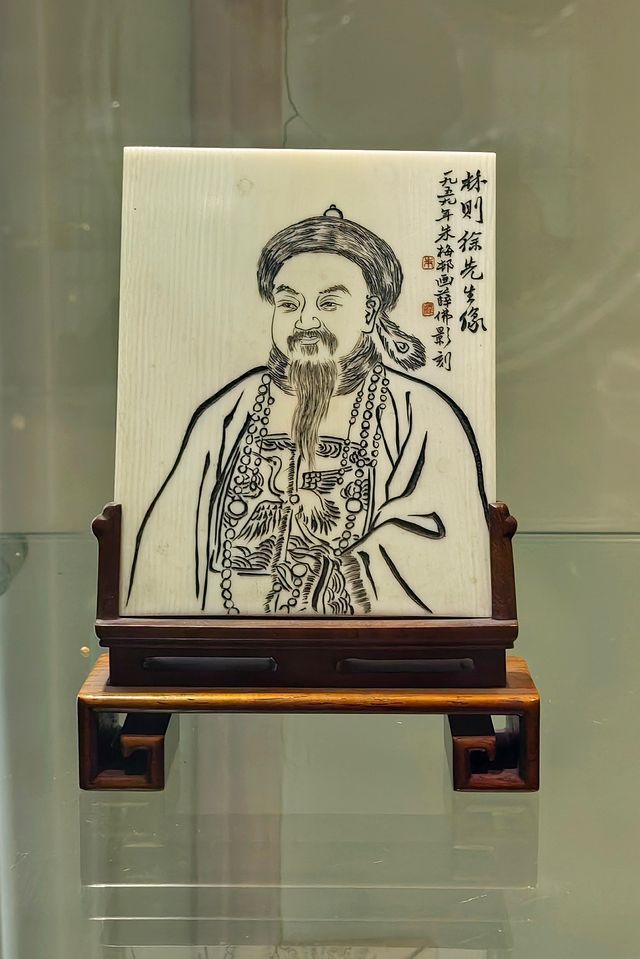 展示上海工藝美術精品|上海工藝美術博物館（1614）