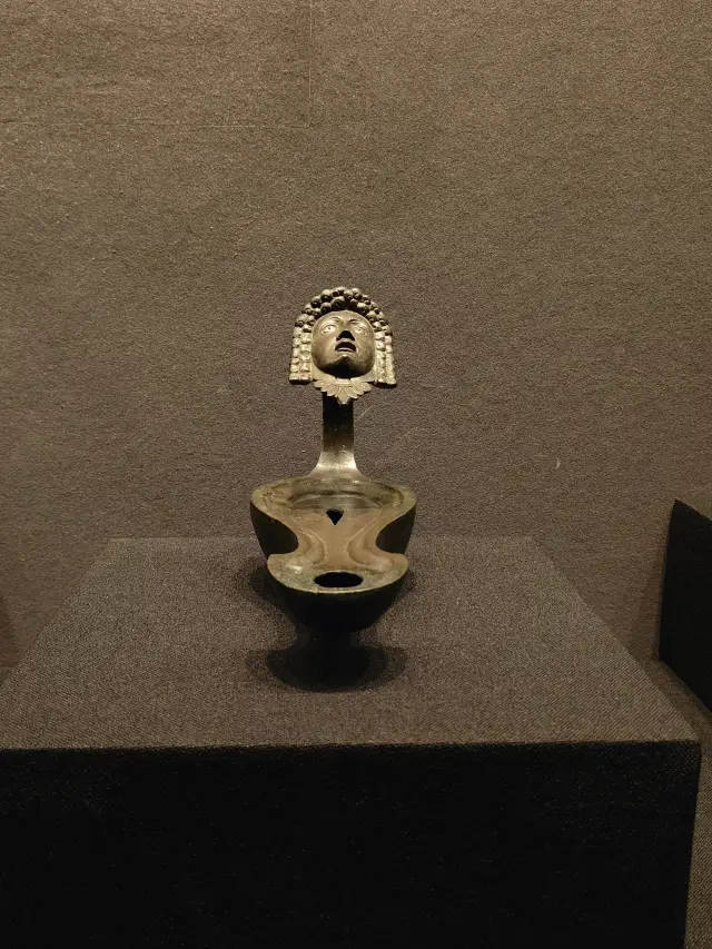 Encountering the Grand Love in Nanshan Museum