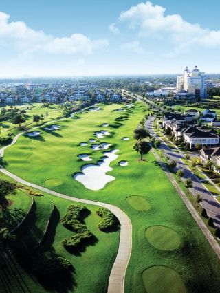 🌟 Kissimmee's Finest: Reunion Resort's Top Features 🏌️‍♂️🛏