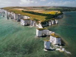 England's Jurassic Coast: Unique Geology and Stunning Scenery, Perfect for Hiking and Photography Year-Round