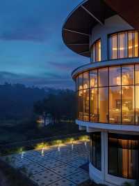 Coorg's Luxe Retreat: Marriott Resort & Spa 🌴🏨