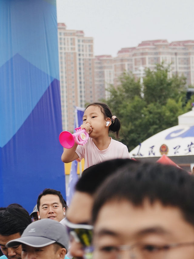 星空馬拉松讓鄂爾多斯變身一個狂歡節