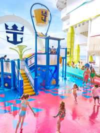🎈Check out the kids sail free promotion on Royal Caribbean!🎊