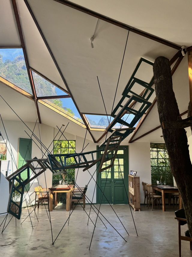 沒有出國！！格林童話般小木屋！好浪漫。
