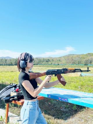 Vladivostok, Russia | Real men use real guns!