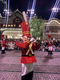California Disneyland: Celebrate an Early Christmas with the Princesses