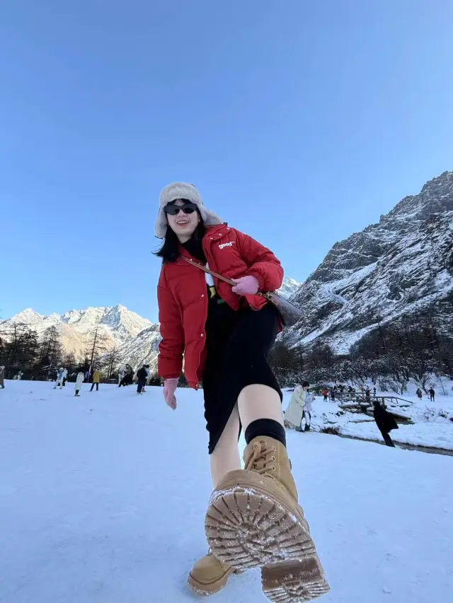 2-day trip to Bipenggou and Mount Siguniang in December. To be honest! 