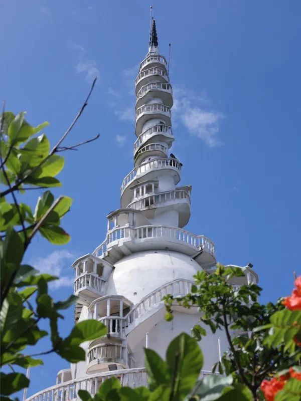 Discover the Ancient City of Kandy in Sri Lanka