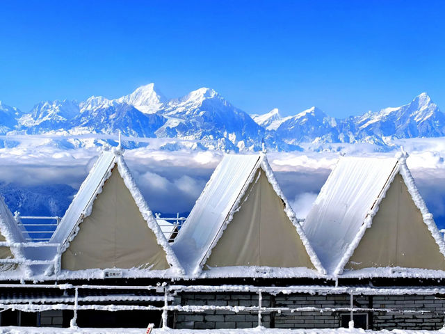 踏雪牛背山，邂逅冬日夢幻奇景