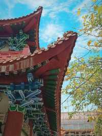 Feel the calmness of PO LIN MONASTERY... 