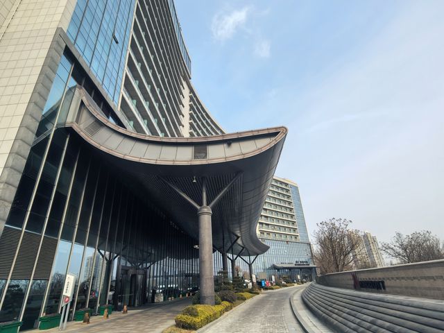 煙台金沙灘 / 鑫廣萬豪