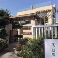 🌊深圳📍較場尾！！平價海景小院好 chill 啊~和男友找到了超級棒的一家海邊民宿，地理位置真的太方便了！😎 