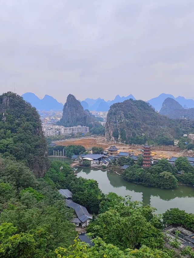 山水入墨，四日行吟，去桂林嘅山水遊行