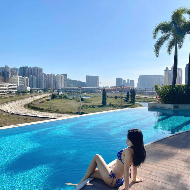 🌊澳門隱藏版度假秘境！無邊泳池美到心臟漏拍！！
